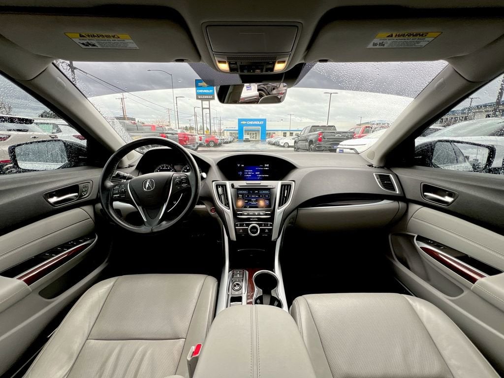 2017 Acura TLX w/Technology Package