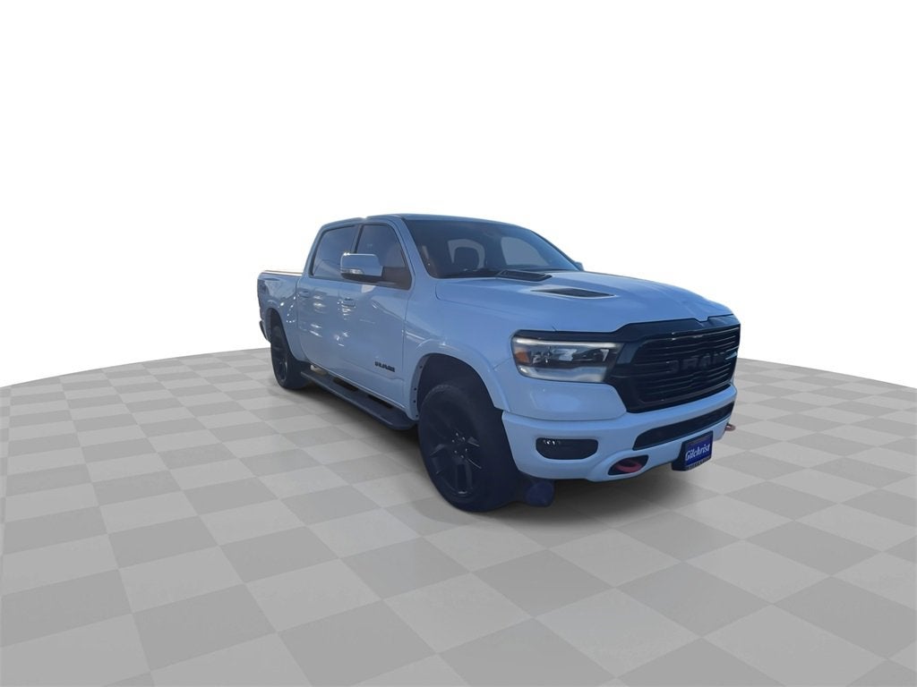 2020 RAM 1500 Laramie Crew Cab 4x4 5'7" Box