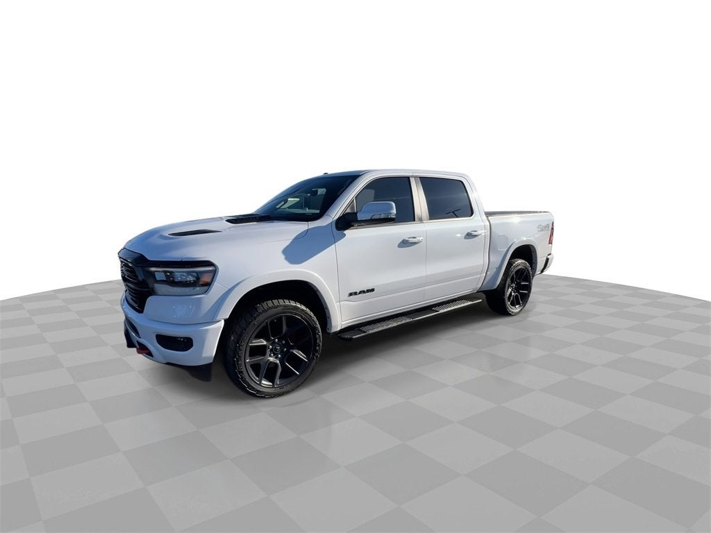 2020 RAM 1500 Laramie Crew Cab 4x4 5'7" Box