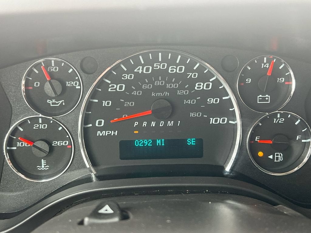 2025 Chevrolet Express Passenger 1LT
