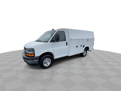 2025 Chevrolet Express Cutaway 3500 1WT