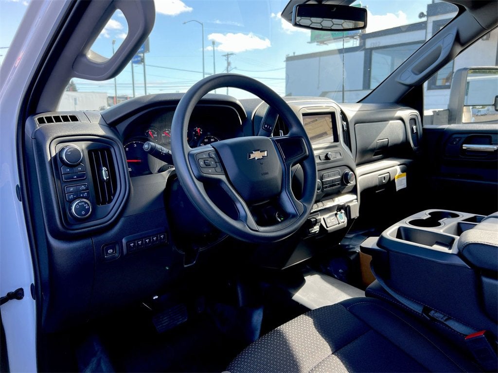 2025 Chevrolet Silverado 3500 HD Chassis Cab Work Truck