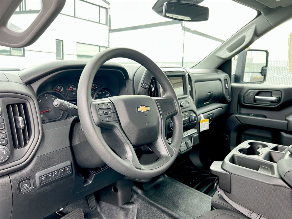 2025 Chevrolet Silverado 3500 HD Chassis Cab Work Truck