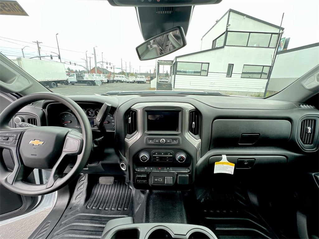 2025 Chevrolet Silverado 3500 HD Chassis Cab Work Truck