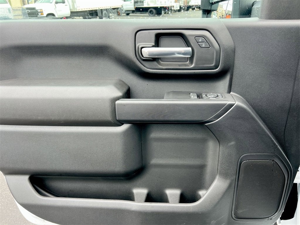 2025 Chevrolet Silverado 3500 HD Chassis Cab Work Truck