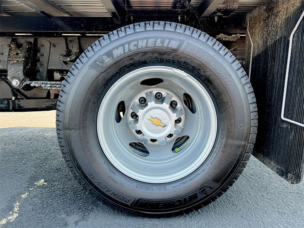 2025 Chevrolet Silverado 3500 HD Chassis Cab Work Truck