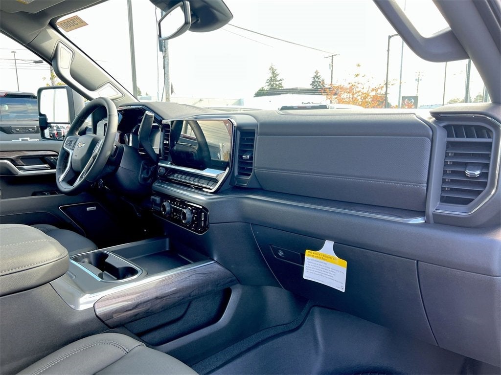 2025 Chevrolet Silverado 3500 HD LTZ