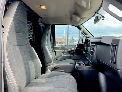 2024 Chevrolet Express Cargo 2500 WT