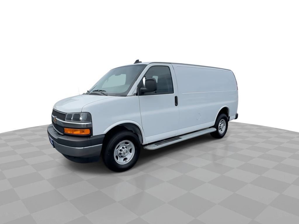 2024 Chevrolet Express Cargo 2500 WT
