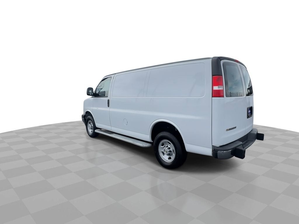 2024 Chevrolet Express Cargo 2500 WT