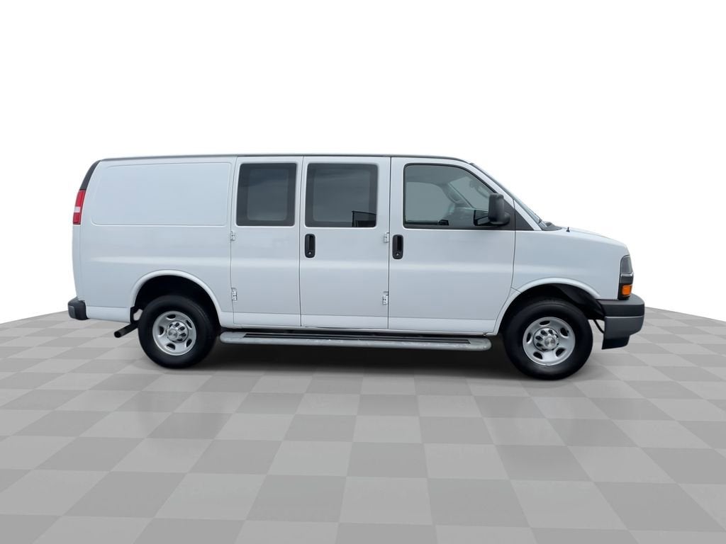 2024 Chevrolet Express Cargo 2500 WT