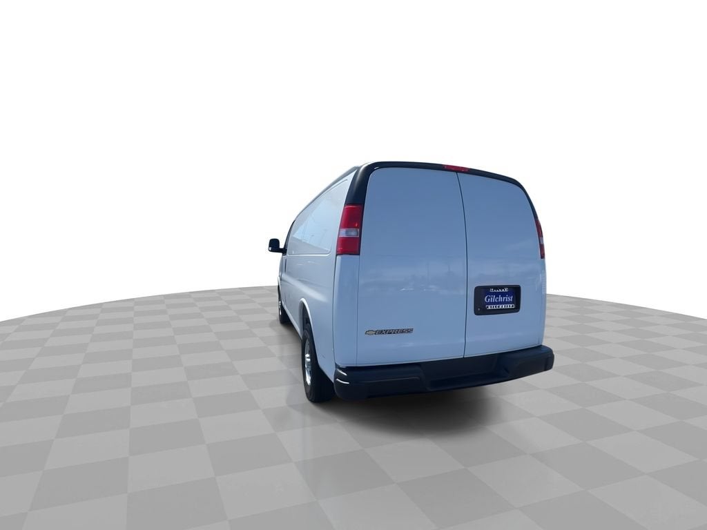 2026 Chevrolet Express Cargo WT