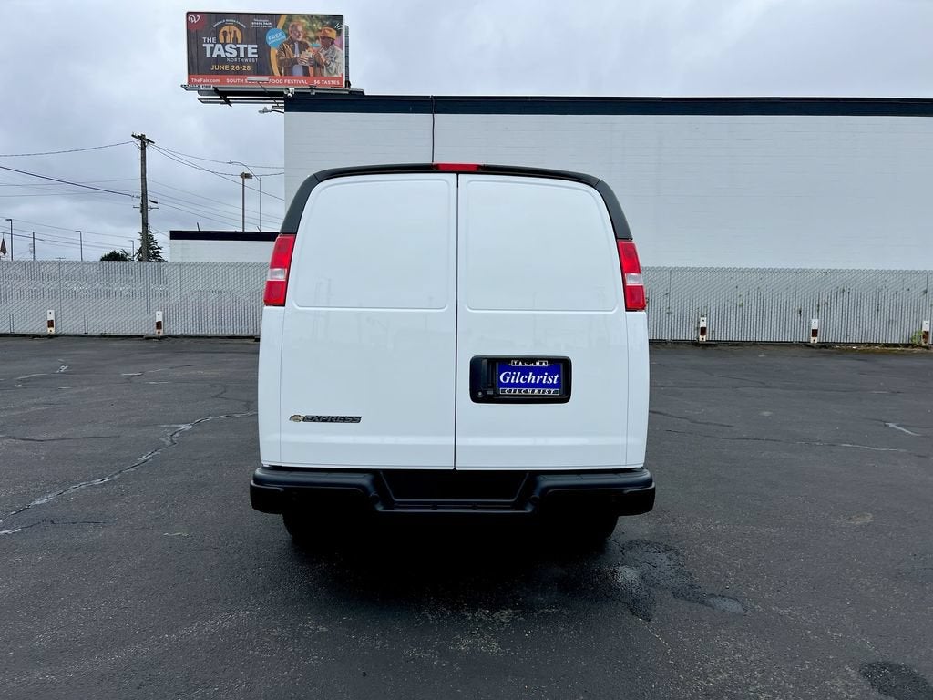 2026 Chevrolet Express Cargo WT