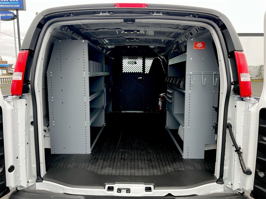 2025 Chevrolet Express Cargo 2500 WT