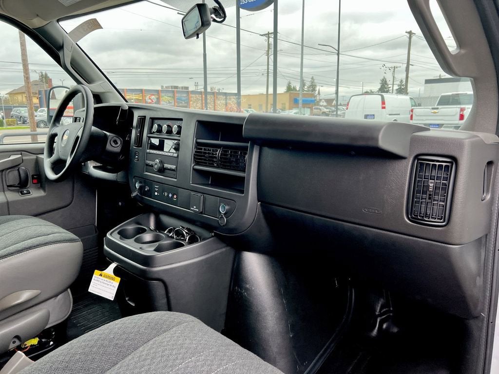 2025 Chevrolet Express Cargo 2500 WT