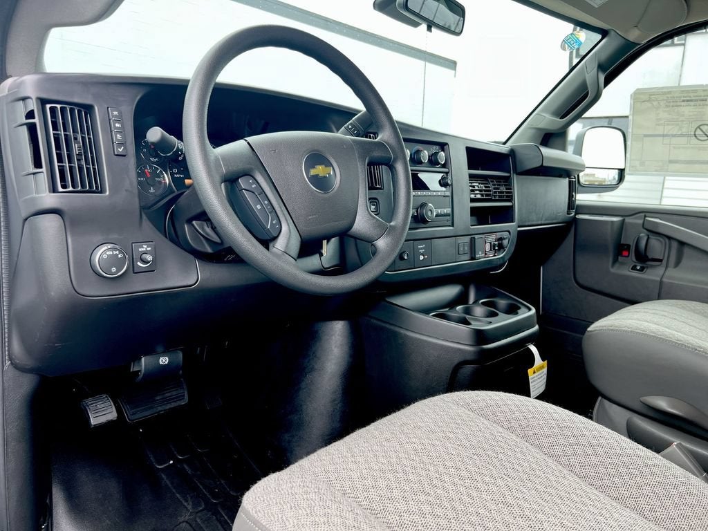 2026 Chevrolet Express Cargo WT