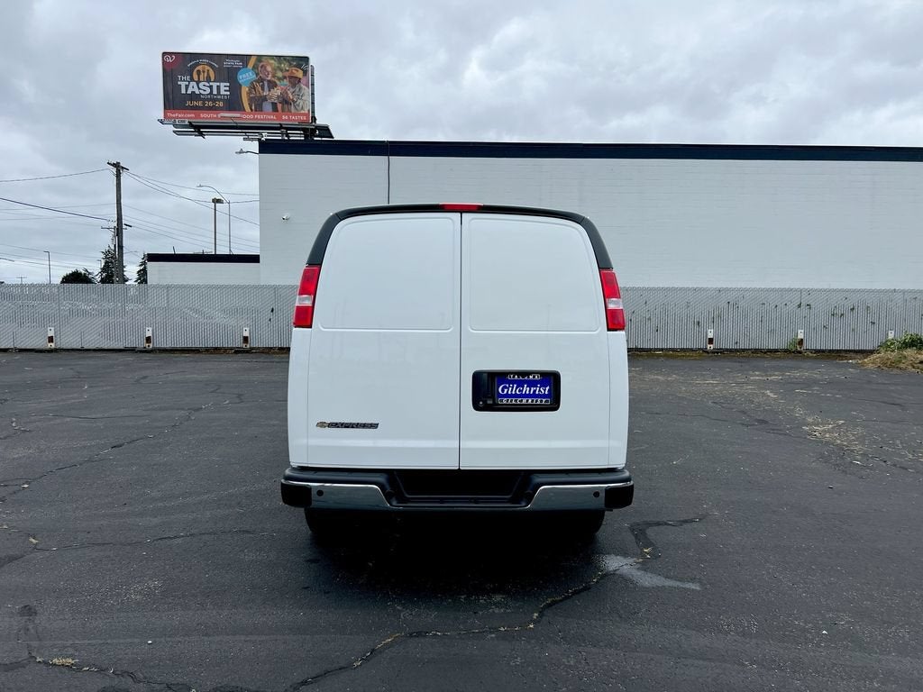 2026 Chevrolet Express Cargo WT