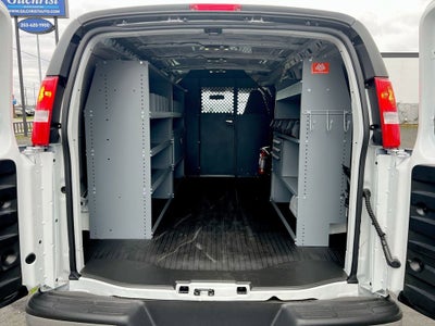2025 Chevrolet Express Cargo WT
