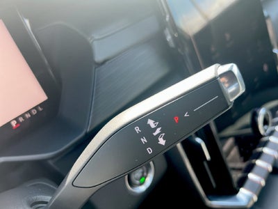 2024 GMC Acadia AT4