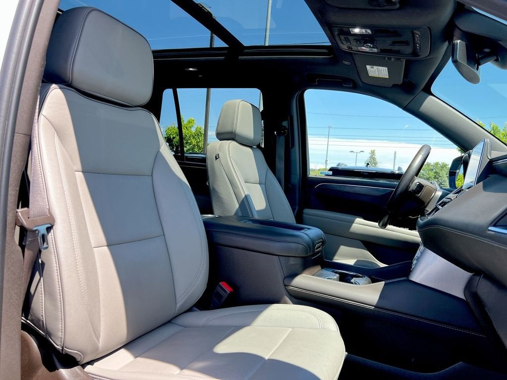 2023 GMC Yukon SLT