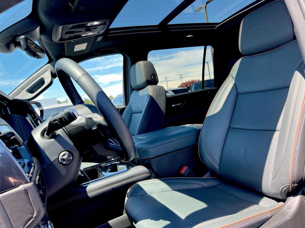 2025 GMC Yukon XL AT4