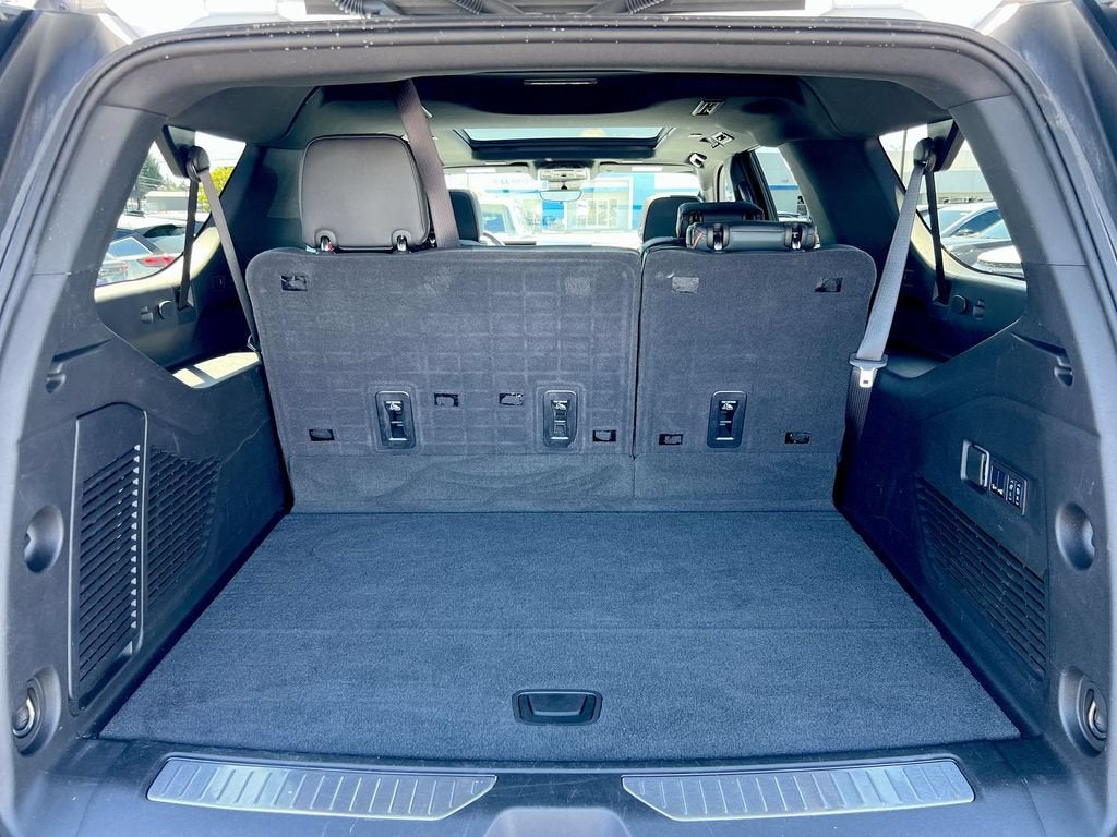 2025 GMC Yukon XL AT4