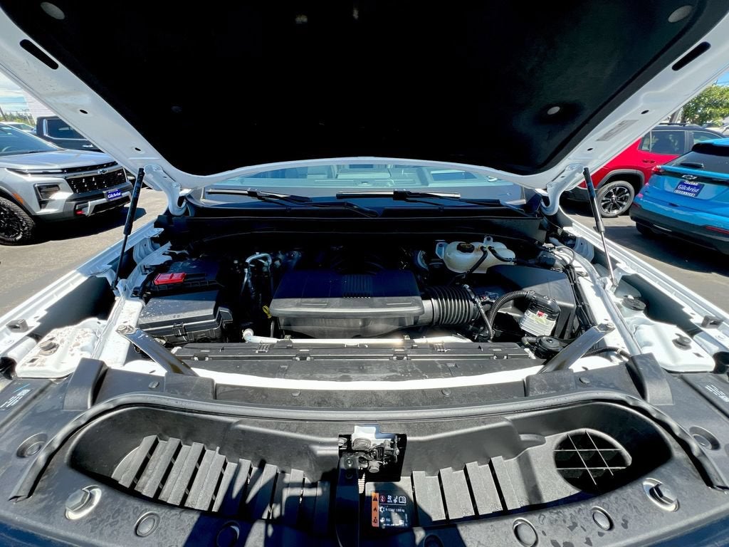 2025 GMC Yukon XL AT4