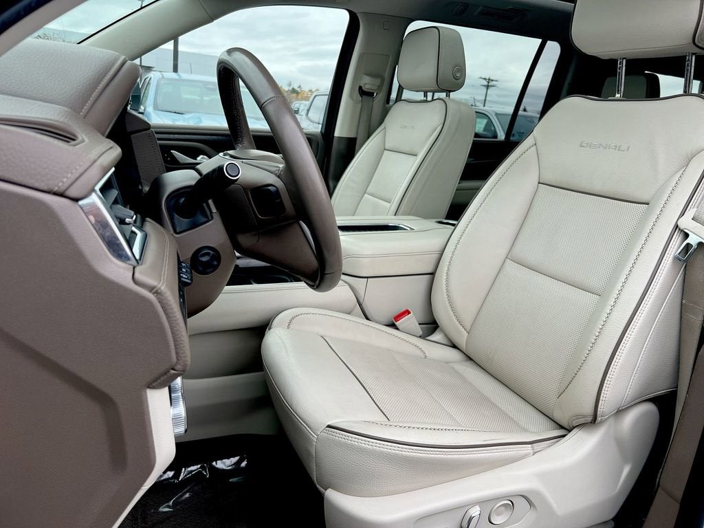 2022 GMC Yukon XL Denali