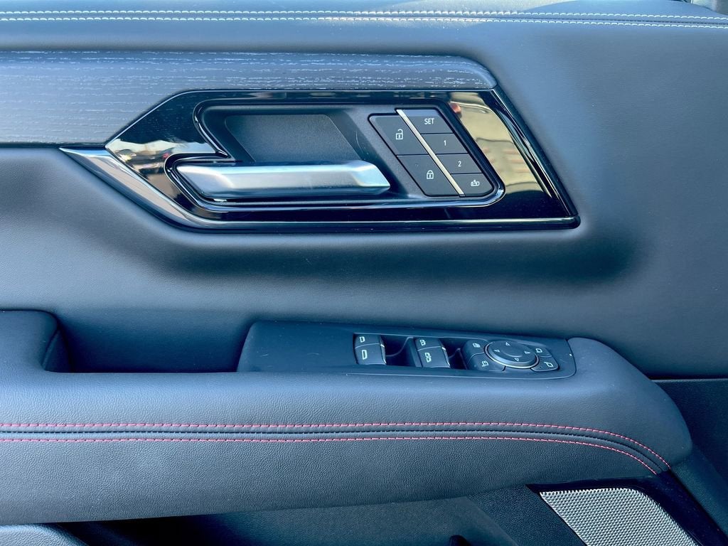 2025 GMC Yukon XL AT4 Ultimate