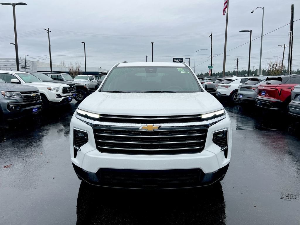 2025 Chevrolet Traverse LT