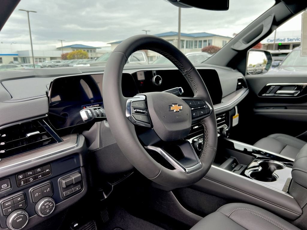 2026 Chevrolet Suburban LT
