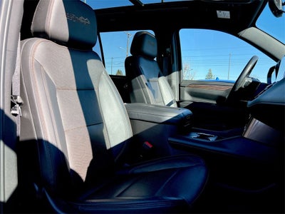 2021 Chevrolet Suburban High Country