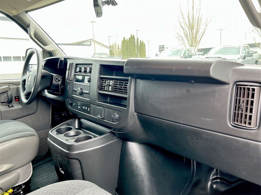 2022 GMC Savana Cargo 2500 Work Van