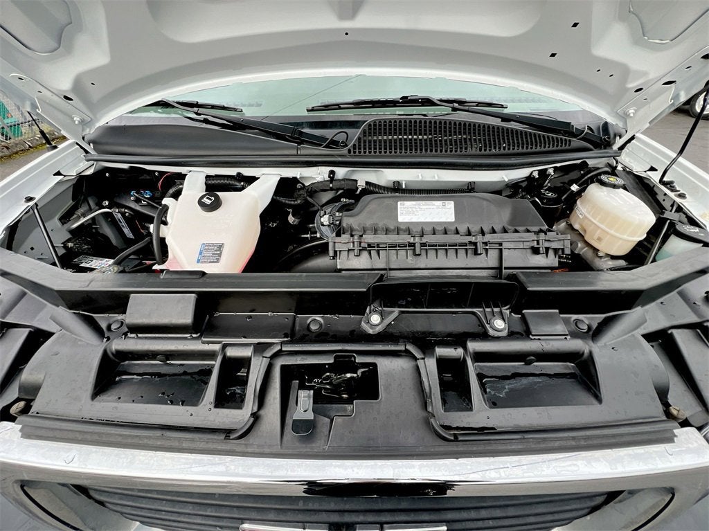 2022 GMC Savana Cargo 2500 Work Van