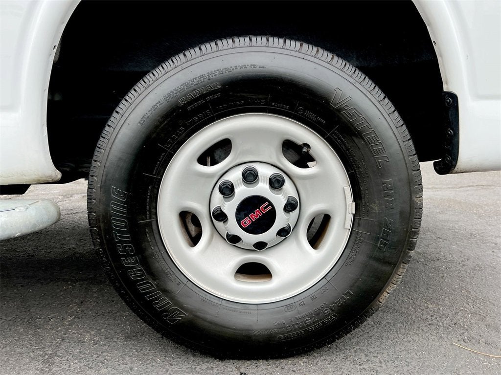 2022 GMC Savana Cargo 2500 Work Van