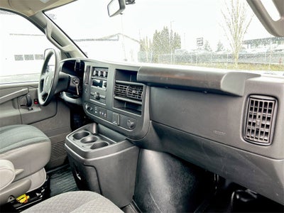 2022 GMC Savana Cargo 2500 Work Van