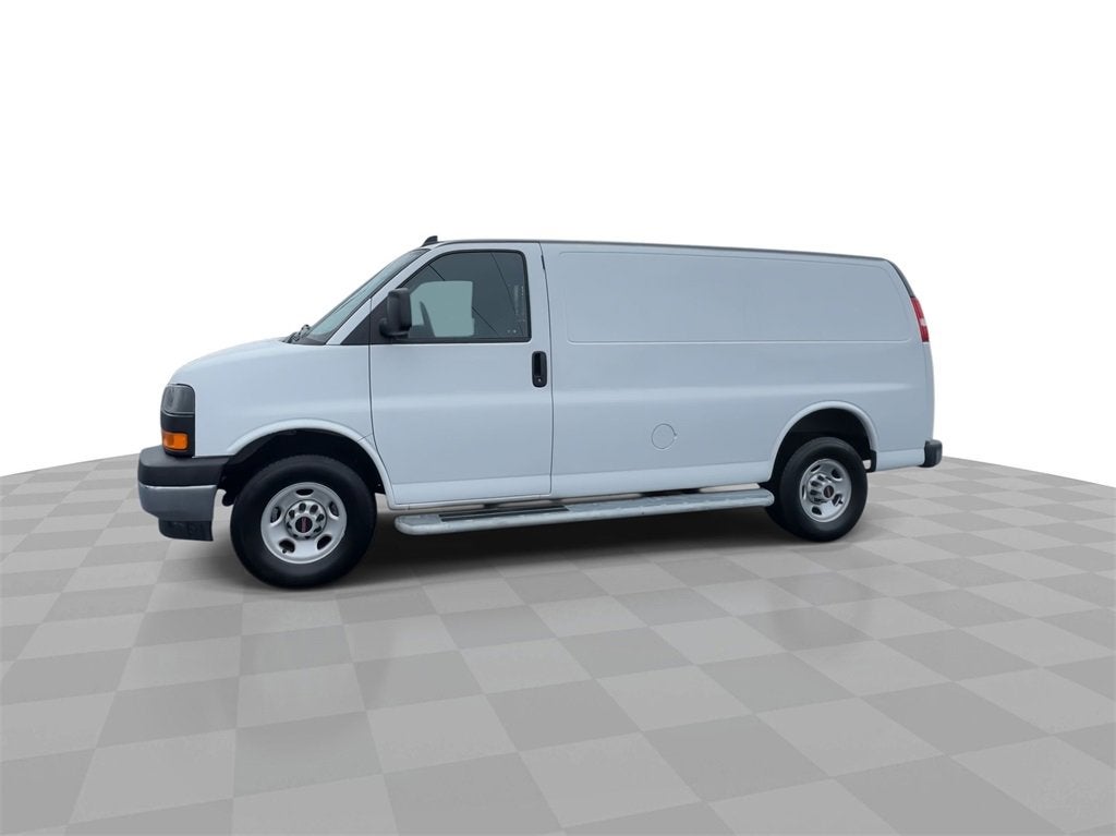 2022 GMC Savana Cargo 2500 Work Van