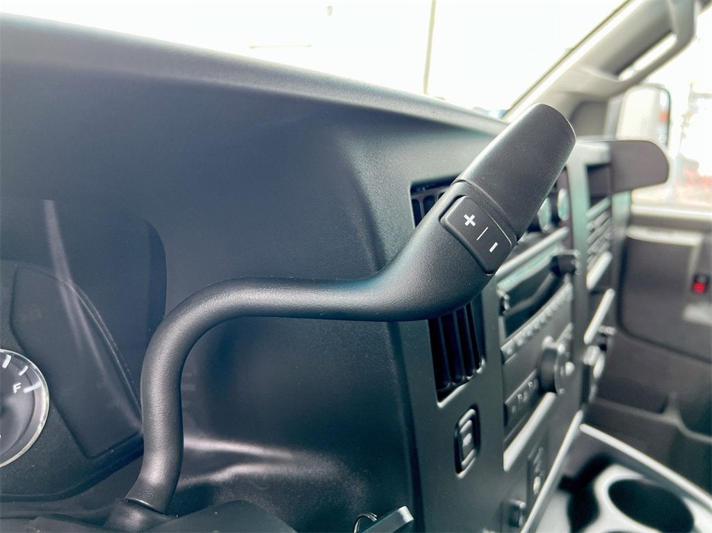 2022 GMC Savana Cargo 2500 Work Van