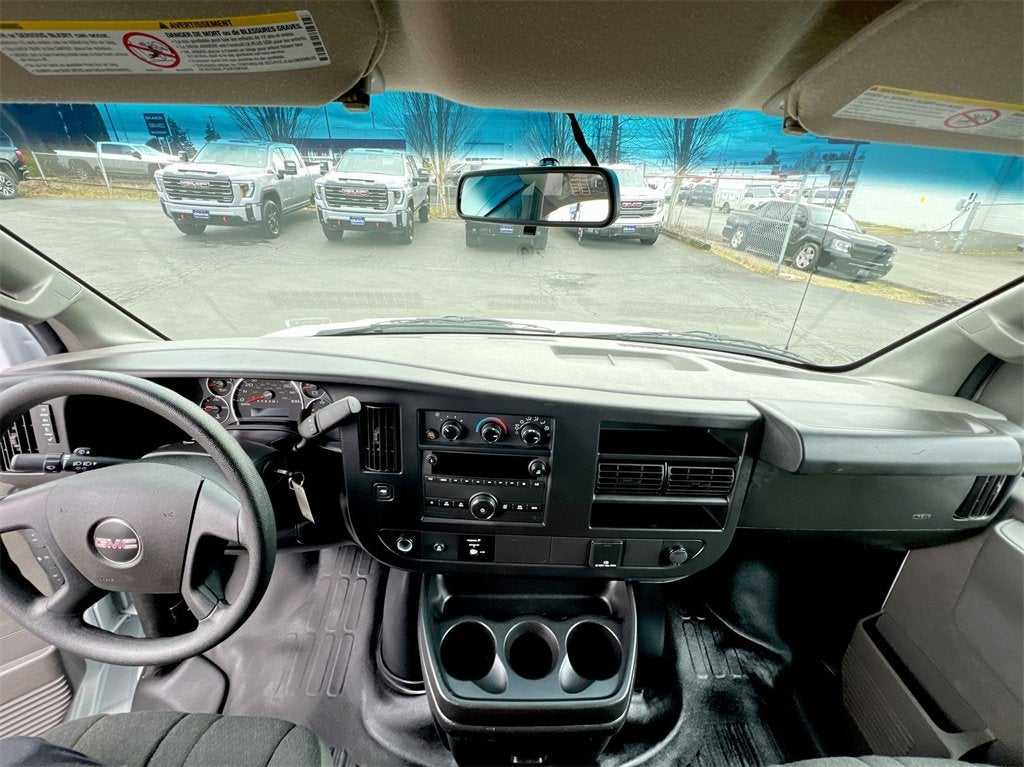 2022 GMC Savana Cargo 2500 Work Van