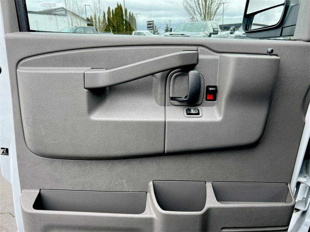 2022 GMC Savana Cargo 2500 Work Van