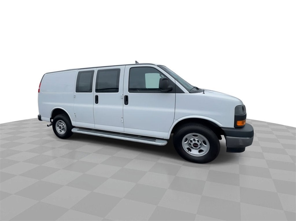 2022 GMC Savana Cargo 2500 Work Van