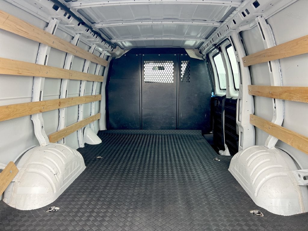 2025 GMC Savana Cargo Work Van