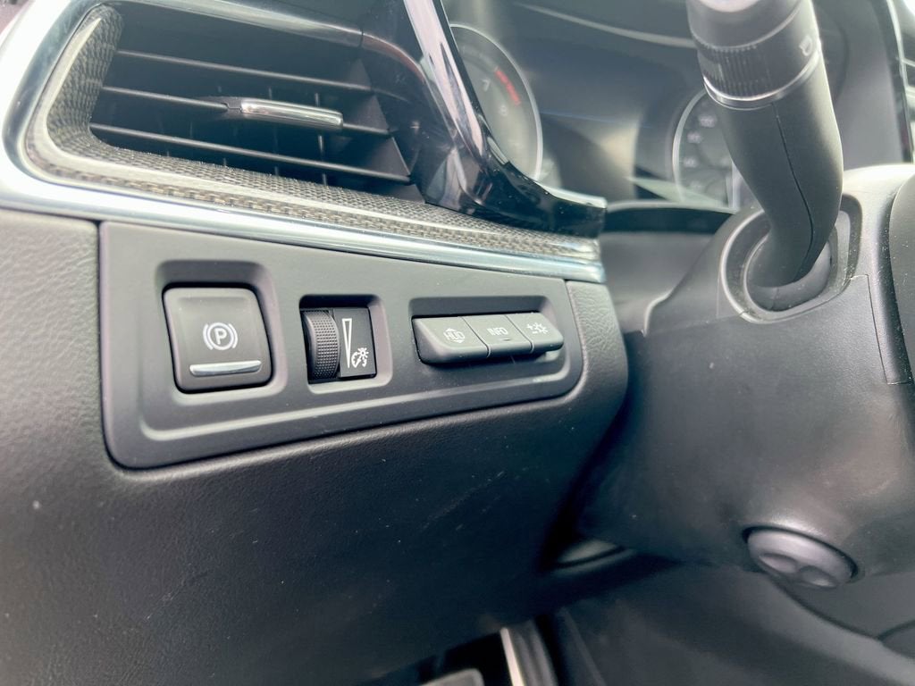 2021 Cadillac XT5 AWD Sport