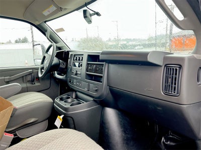 2026 Chevrolet Express Cutaway 3500 1WT
