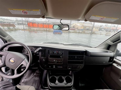 2026 Chevrolet Express Cutaway 3500 1WT