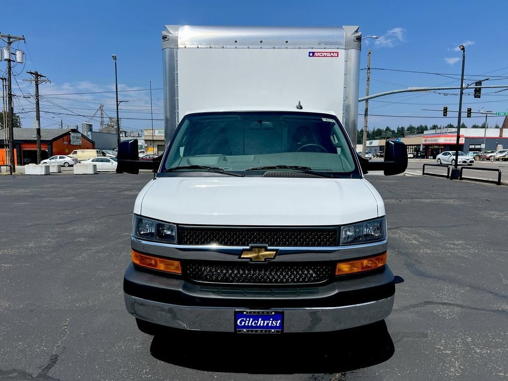 2026 Chevrolet Express Cutaway 3500 1WT