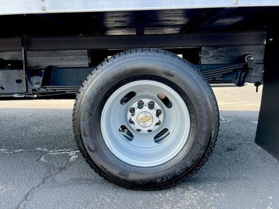 2026 Chevrolet Express Cutaway 3500 1WT
