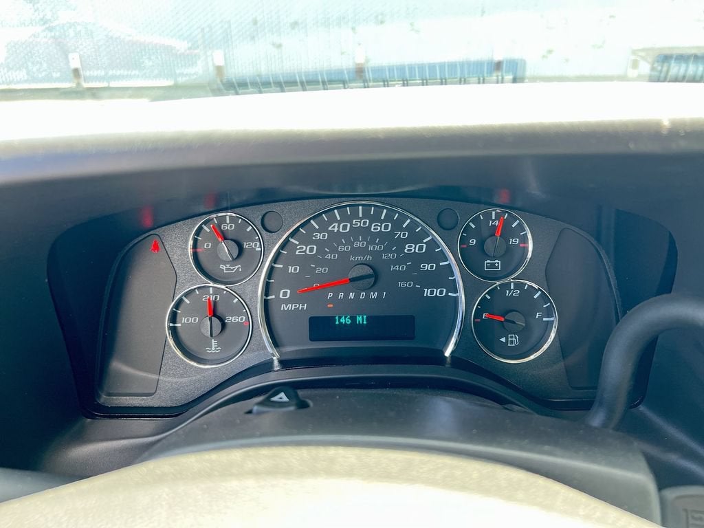 2026 Chevrolet Express Cutaway 3500 1WT