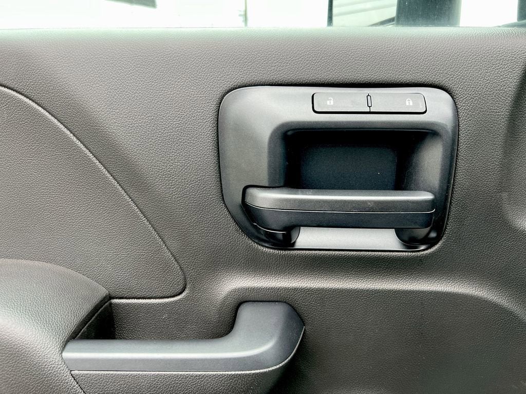 2023 Chevrolet Silverado 5500 HD Work Truck