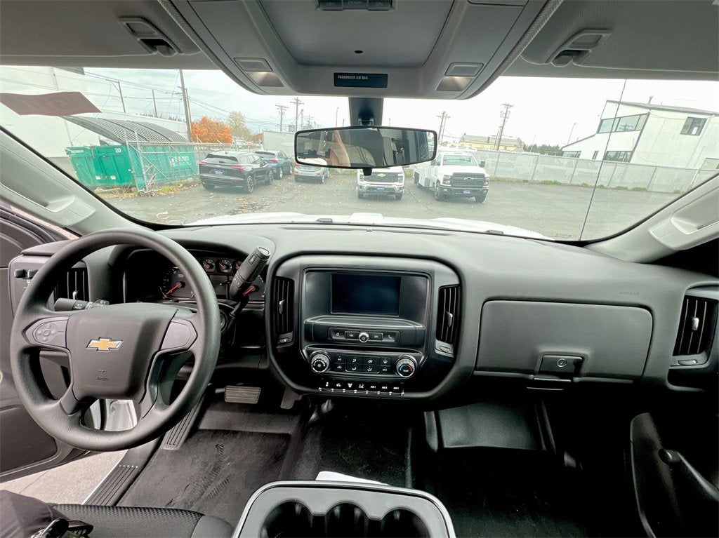 2023 Chevrolet Silverado 5500 HD Work Truck